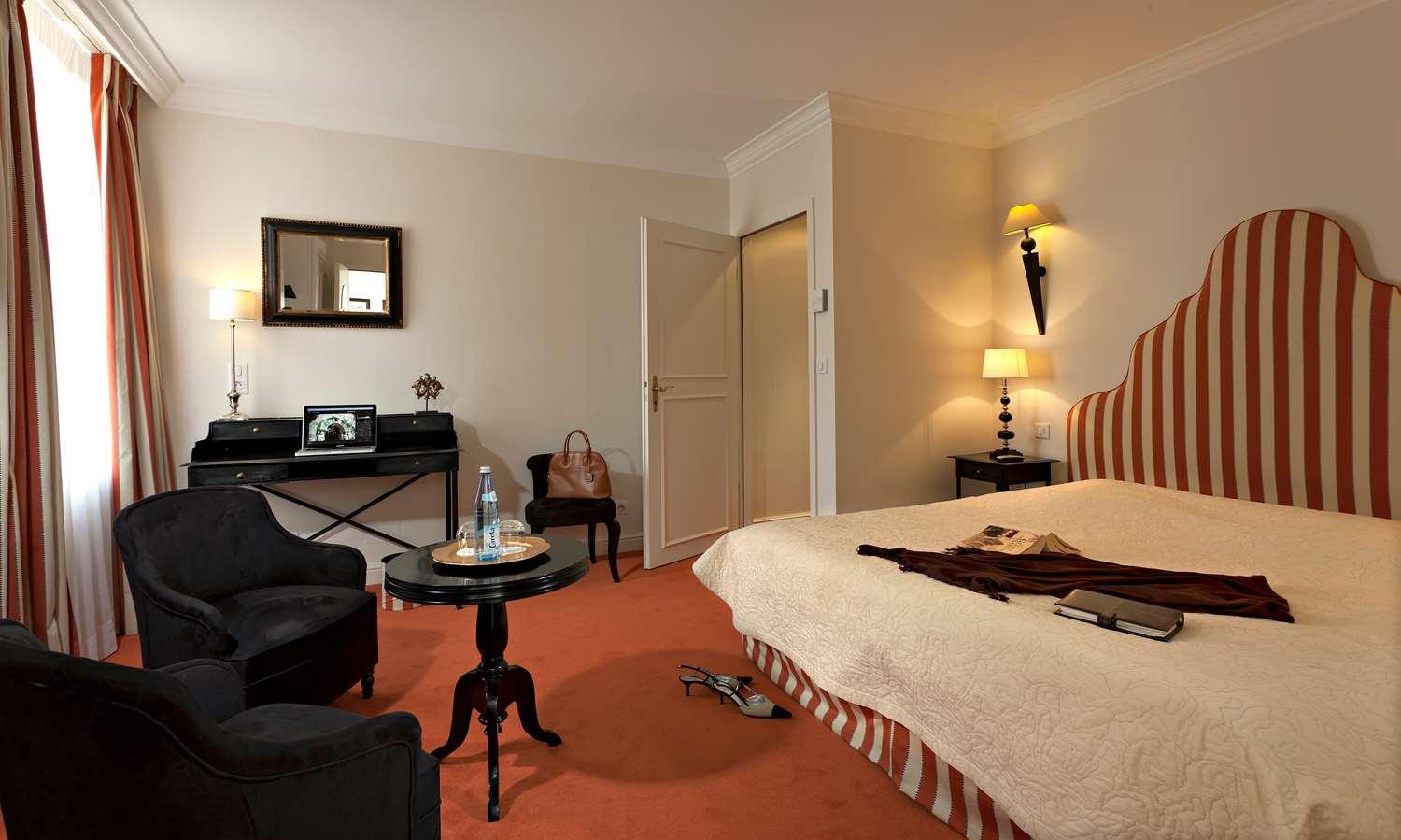 Best Western Plus Hotel Villa D'Est Strazburg Oda fotoğraf